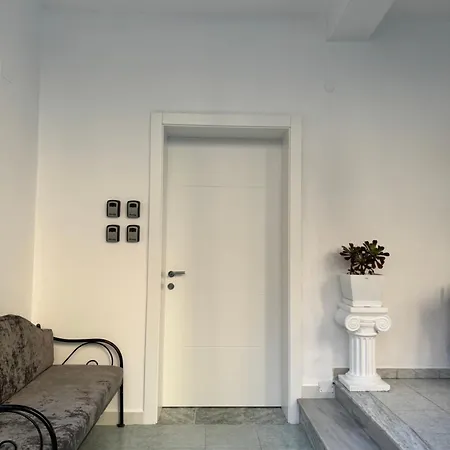 Angel's تيرانا