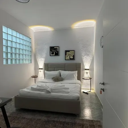 ゲストハウス Angel's ティラナ