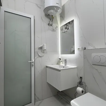 Angel's تيرانا