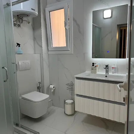 Angel's 3* Tirana